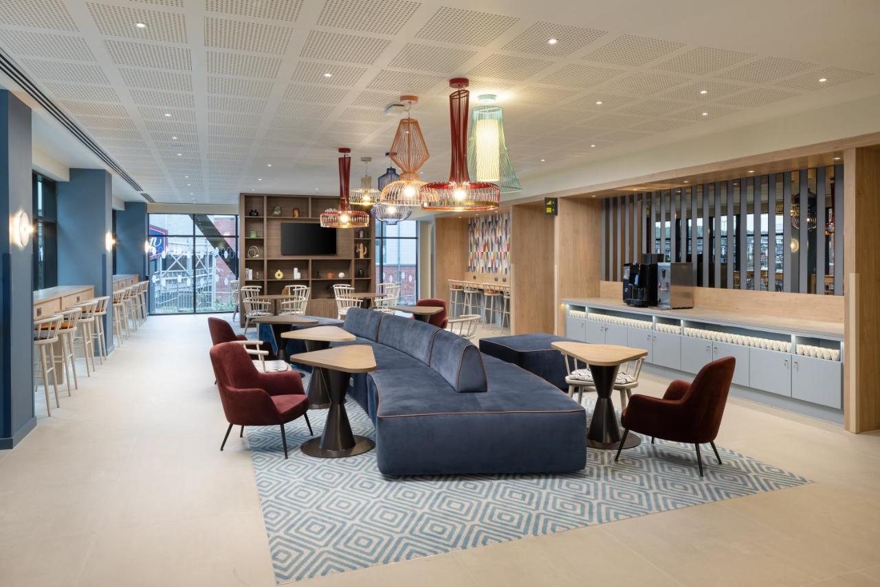 Hampton By Hilton Rochdale Hotel Buitenkant foto