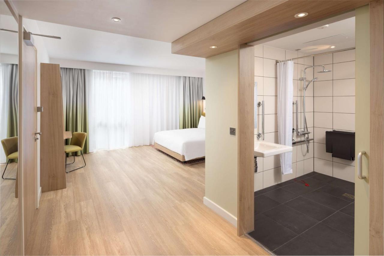 Hampton By Hilton Rochdale Hotel Buitenkant foto