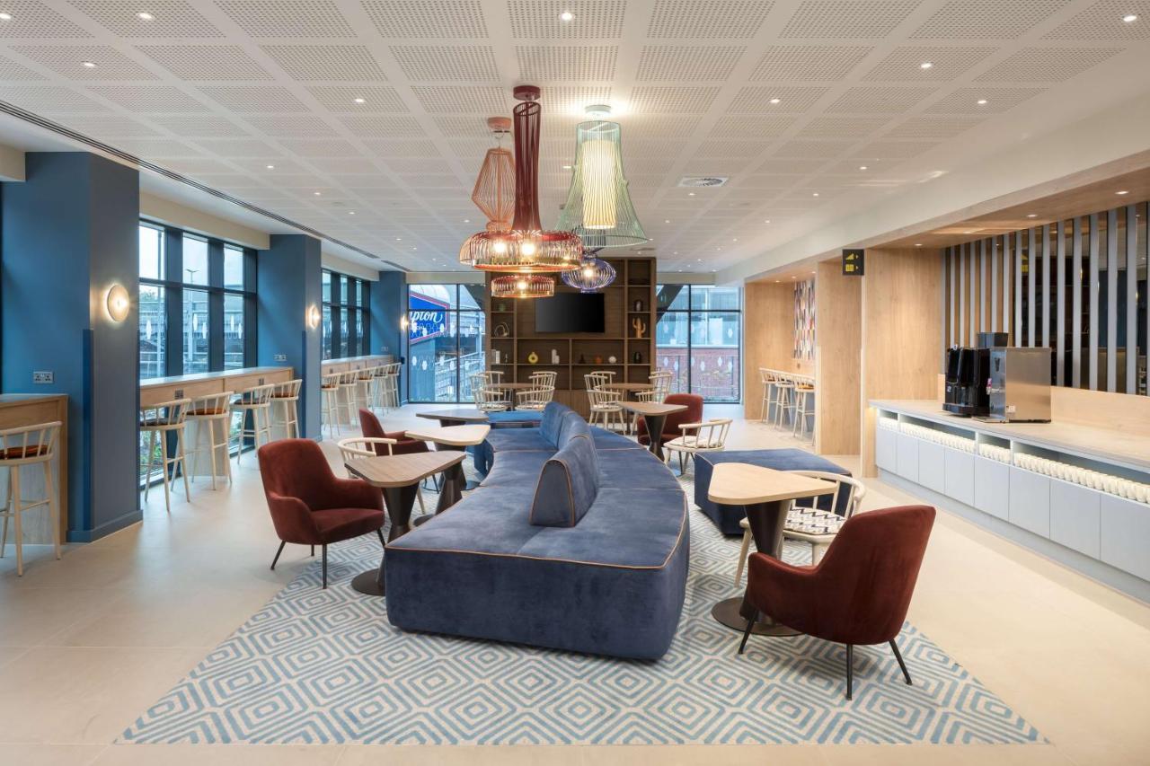 Hampton By Hilton Rochdale Hotel Buitenkant foto